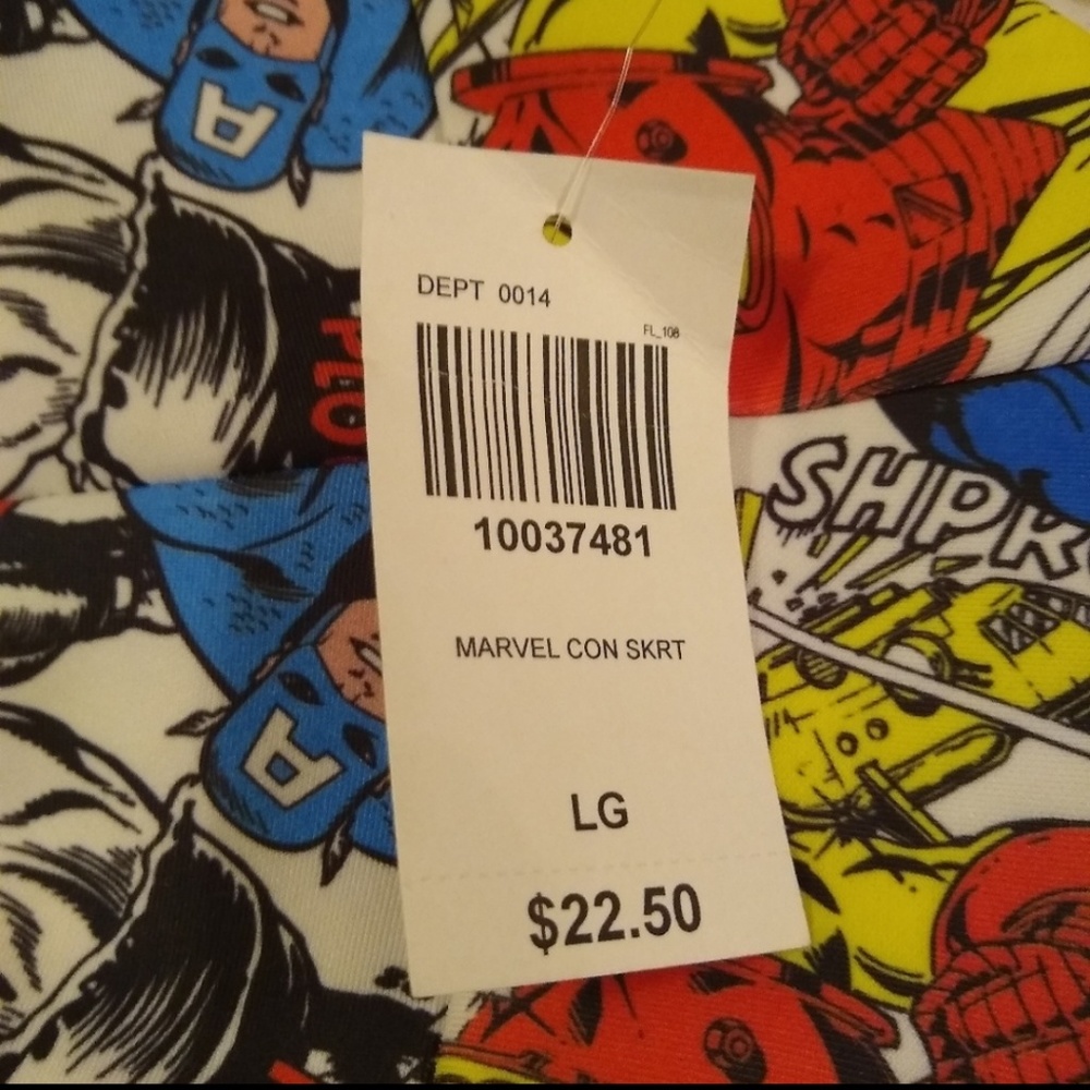BNWT Hot Topic Marvel Con Mini Skirt - Picture 4 of 7